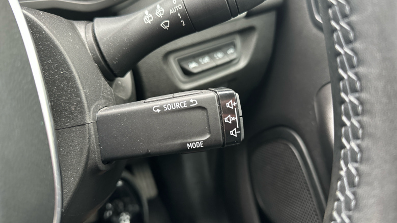 Renault Zoe 100kW S Edition R135 50kWh Rapid Charge 5dr Auto Electric Hatchback